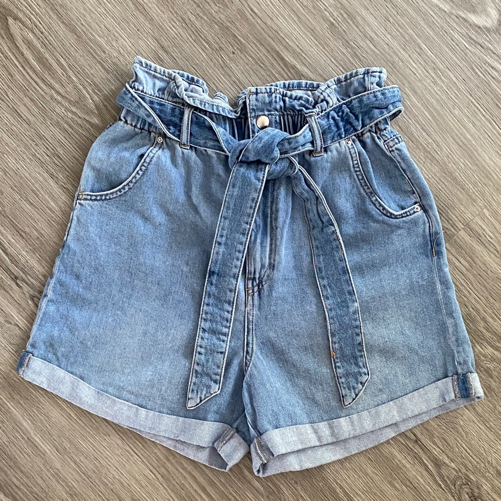 100. H&M Denim Paperbag Waist Women Shorts